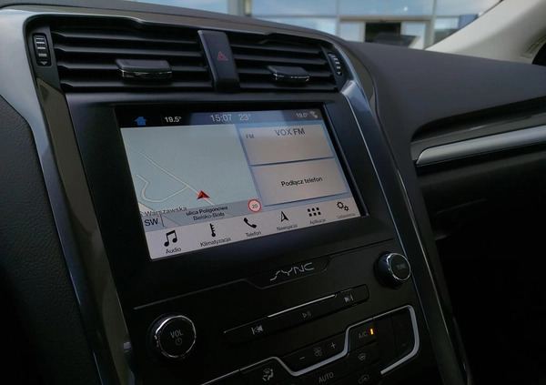 Ford Mondeo cena 82500 przebieg: 74426, rok produkcji 2019 z Chełmek małe 704